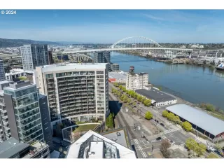 Photo #2: 24616660 Listing