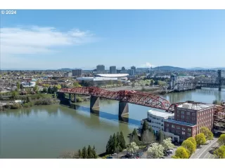 Photo #3: 24616660 Listing