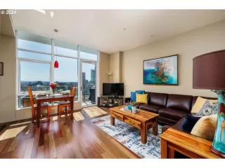 Photo #5: 24616660 Listing