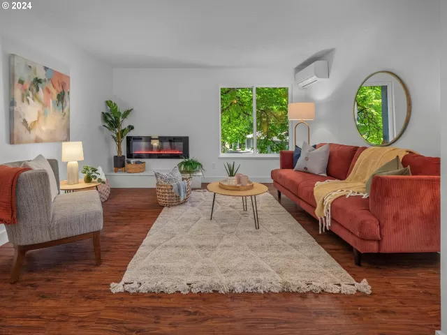 MLS: 24618111 Condo For Sale
