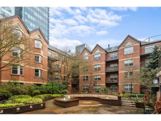 Photo #3: 24618448 Listing 