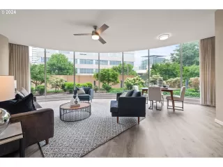 Photo #3: 24618507 Listing 