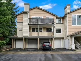 Photo #5: 24619306 Listing