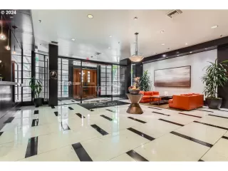 Photo #6: 24619628 Listing 