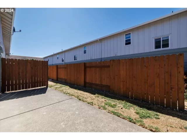 MLS: 24621443 Condo For Sale