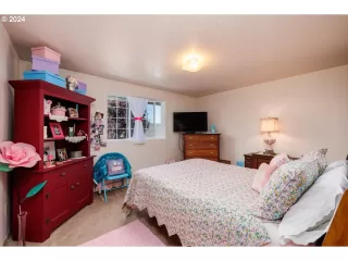 Photo #3: 24621443 Listing