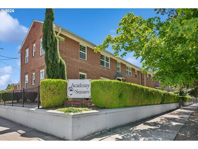 MLS: 24624135 Condo For Sale