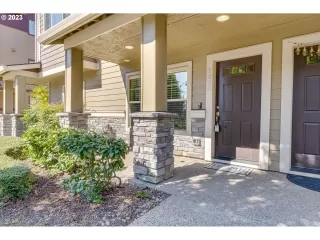 Photo #3: 24625420 Listing