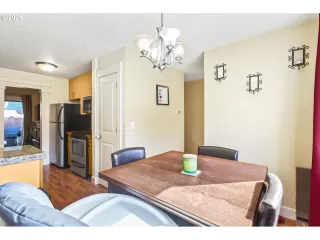 Photo #3: 24626204 Listing 