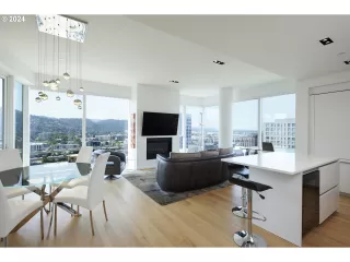 Photo #3: 24626312 Listing 