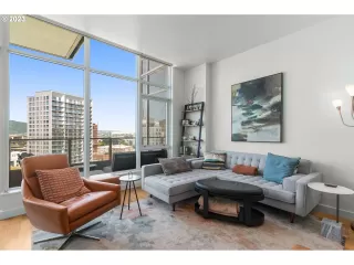 Photo #3: 24626538 Listing 