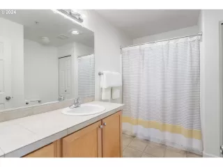 Photo #2: 24630060 Listing 