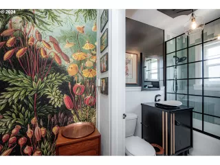 Photo #3: 24630391 Listing