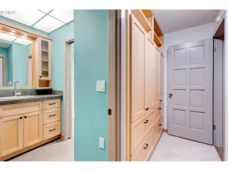 Photo #6: 24631831 Listing