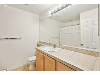 Photo #6: 24632812 Listing 