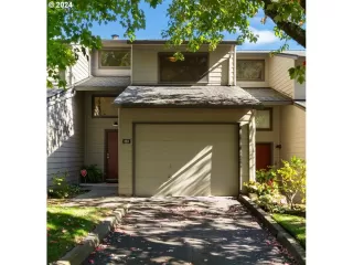 Photo #1: 24633305 Listing