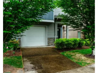 Photo #2: 24634860 Listing