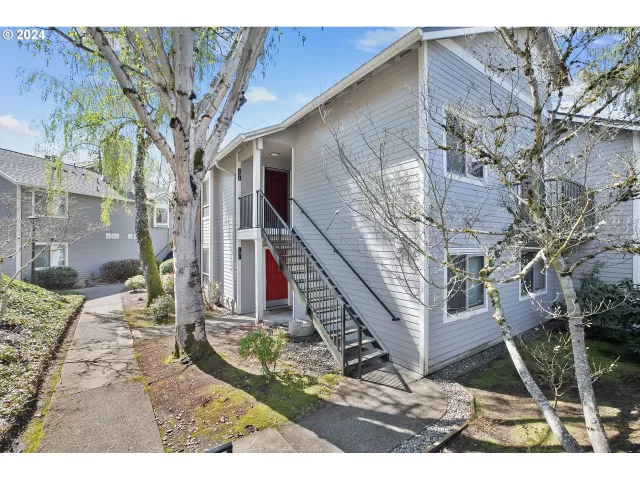 MLS: 24635764 Condo For Sale