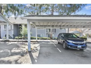 Photo #3: 24635764 Listing