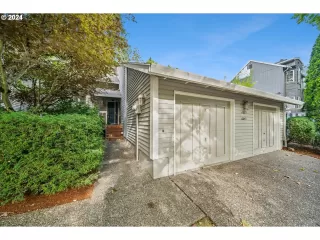 Photo #1: 24637199 Listing 