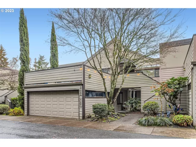 MLS: 24638937 Condo For Sale