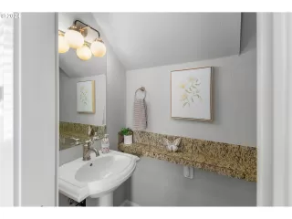 Photo #4: 24640081 Listing 