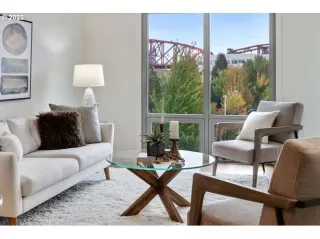 Photo #3: 24641112 Listing
