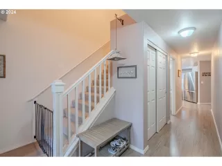 Photo #2: 24641121 Listing