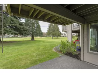 Photo #3: 24641686 Listing