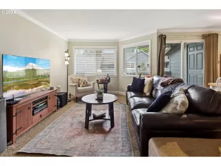 Photo #1: 24641796 Listing