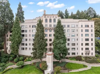 More Details about MLS # 24642732 : 2336 SW OSAGE ST 301