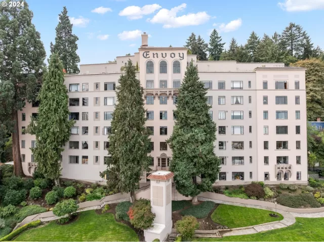 MLS: 24642732 Condo For Sale