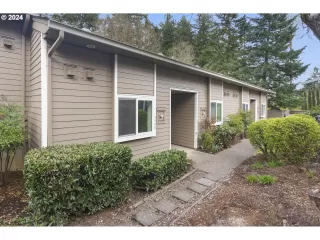 Photo #1: 24644255 Listing