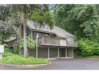 Photo #1: 24644465 Listing