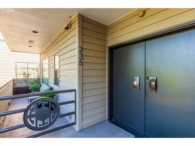 MLS: 24649222 Condo For Sale