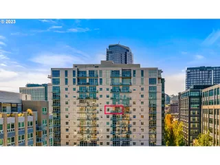 Photo #2: 24649917 Listing 