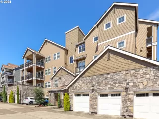 Photo #4: 24651408 Listing 