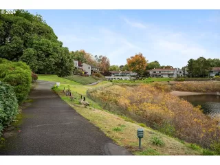 Click for more information on MLS # 24651852 : 549 N TOMAHAWK ISLAND DR #1 More Details about MLS # 24651852 : 549 N TOMAHAWK ISLAND DR #1