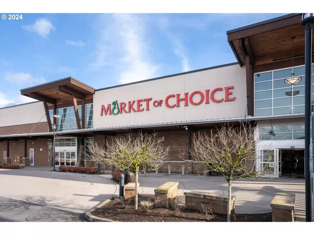 MLS: 24652543 Condo For Sale