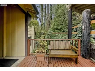 More Details about MLS # 24654676 : 5051 SW PASADENA ST