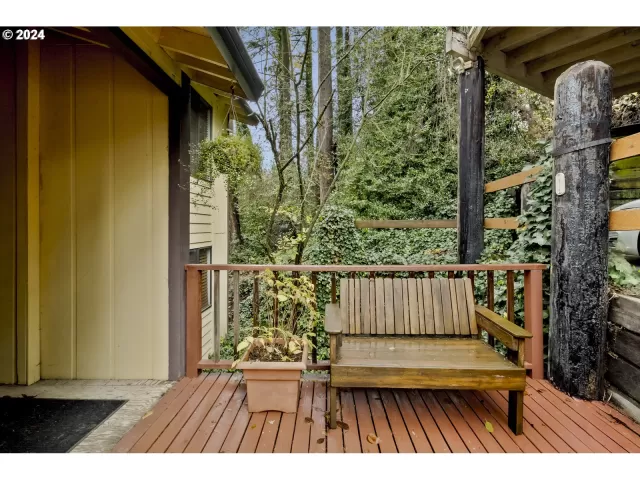 MLS: 24654676 Condo For Sale