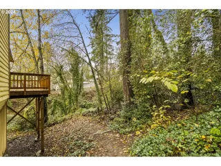 Photo #4: 24654676 Listing