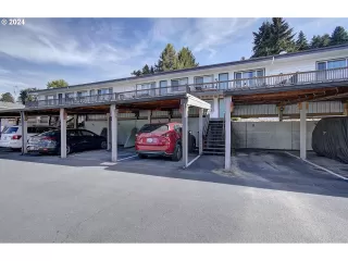 Photo #4: 24655153 Listing