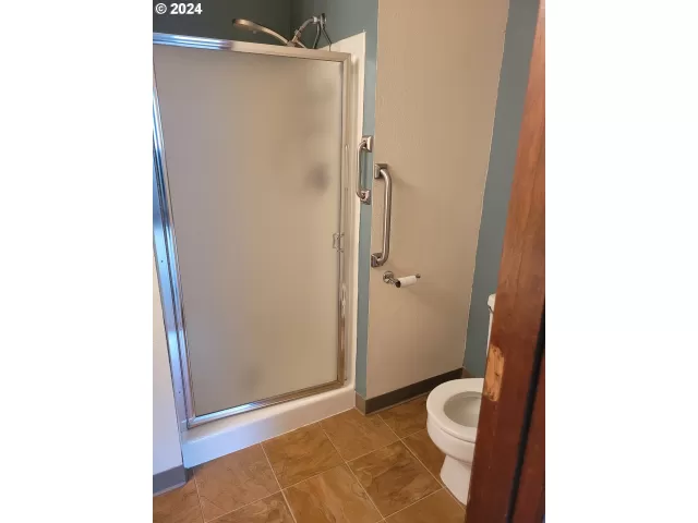 MLS: 24655714 Condo For Sale