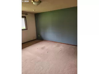 Photo #2: 24655714 Listing