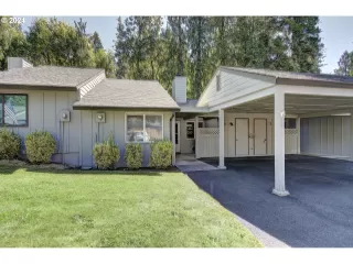 Photo #2: 24656410 Listing 