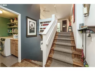 Photo #1: 24656949 Listing 