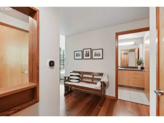 Photo #3: 24657525 Listing 