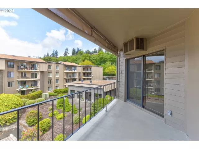 MLS: 24659076 Condo For Sale