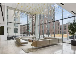 Photo #1: 24661105 Listing 